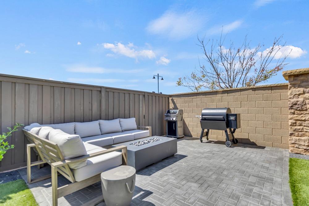 816 Clementine Drive