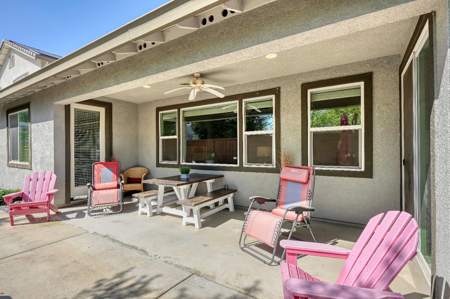 2725 Shell Street