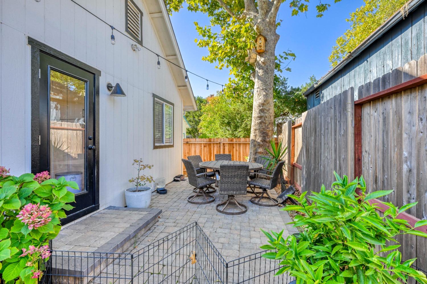 304 Coloma Street