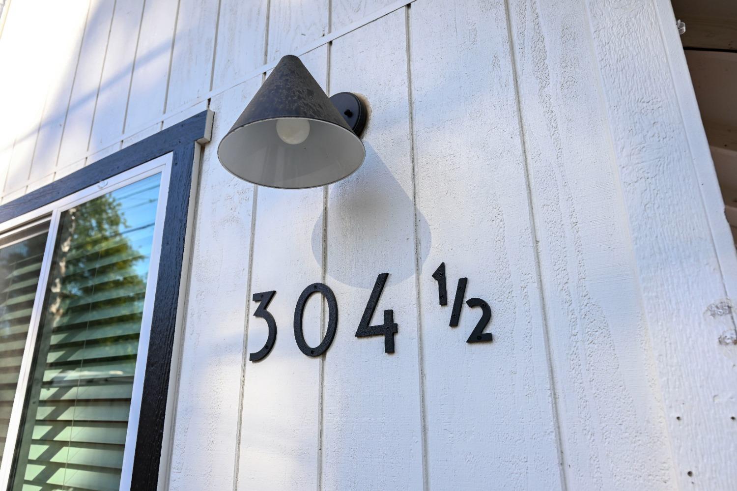 304 Coloma Street