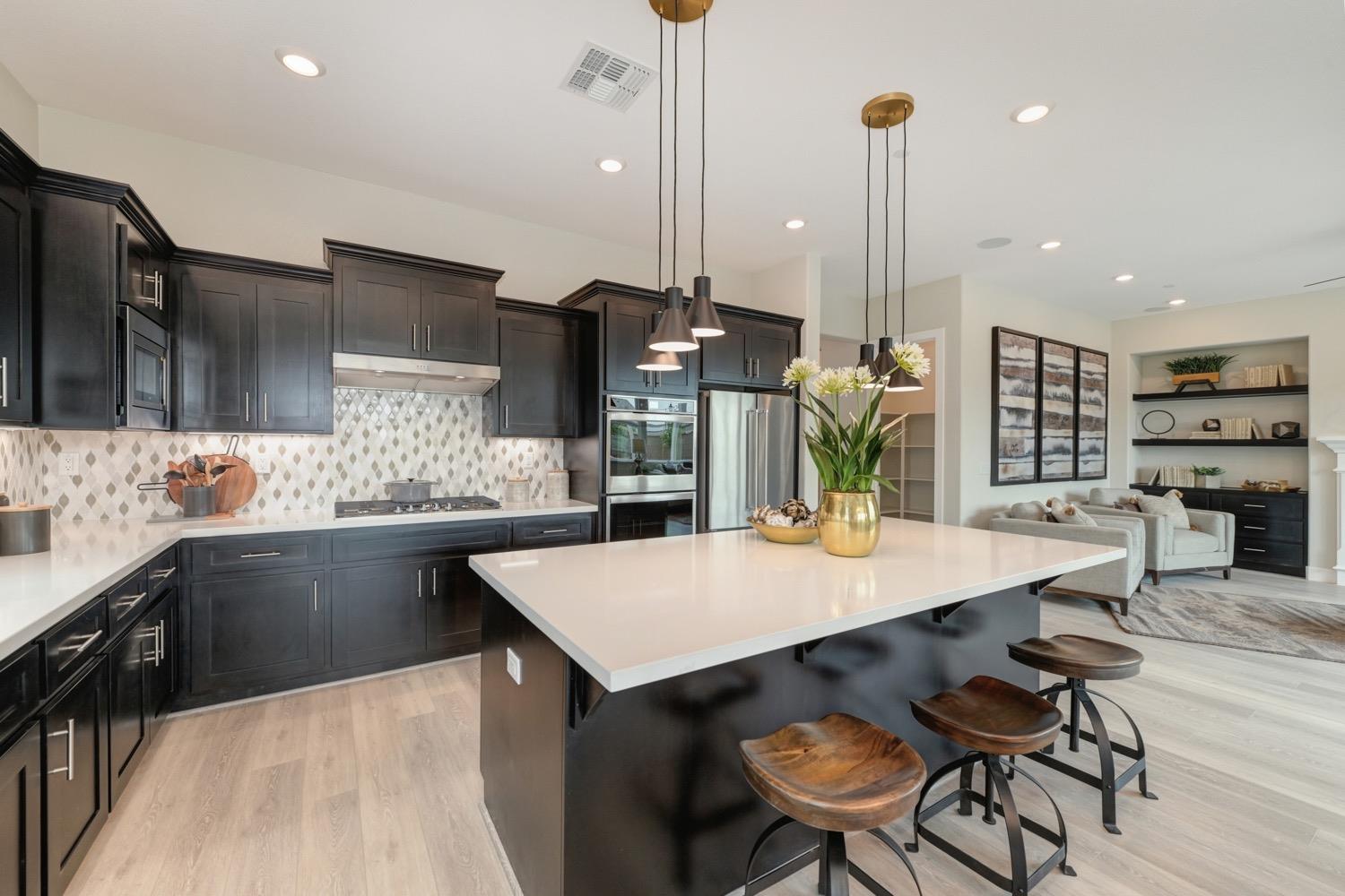 1449 Wadsworth Circle