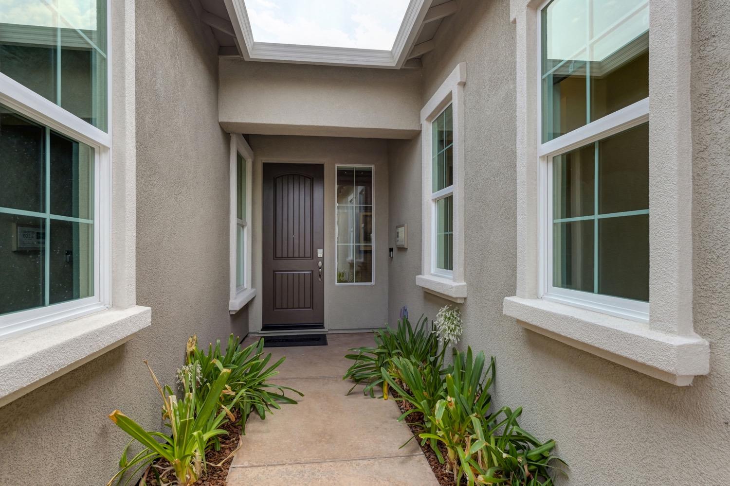 1449 Wadsworth Circle