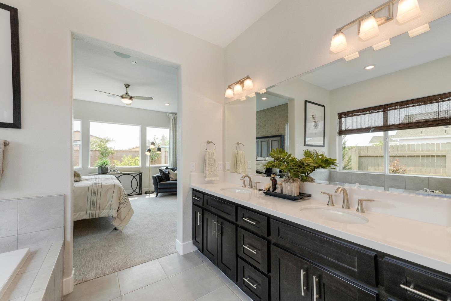 1449 Wadsworth Circle