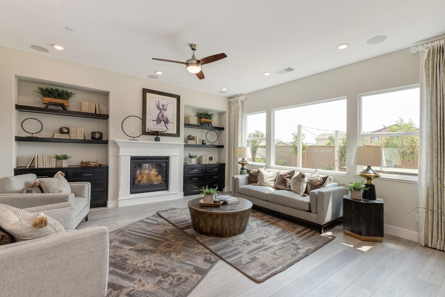 1449 Wadsworth Circle