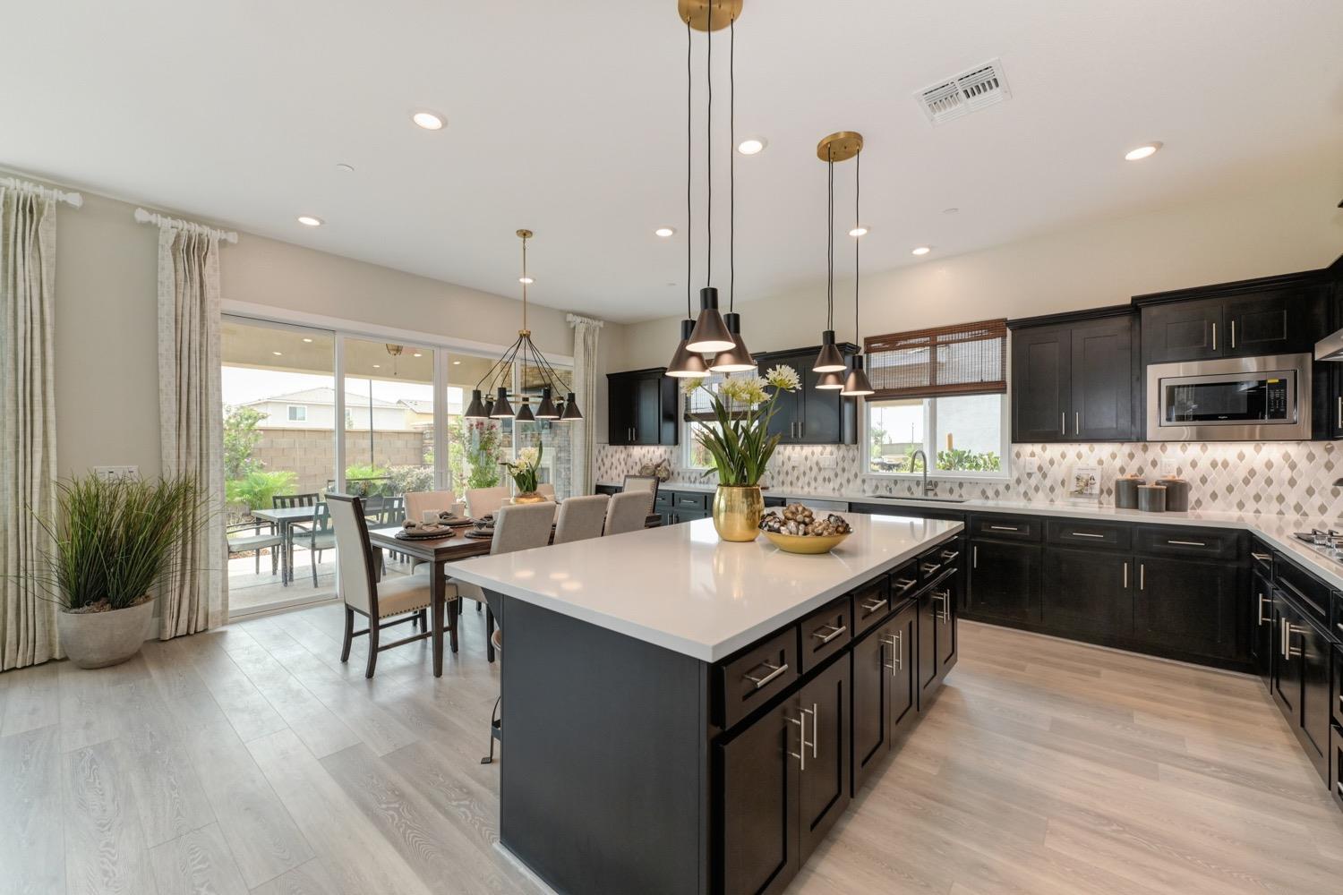 1449 Wadsworth Circle