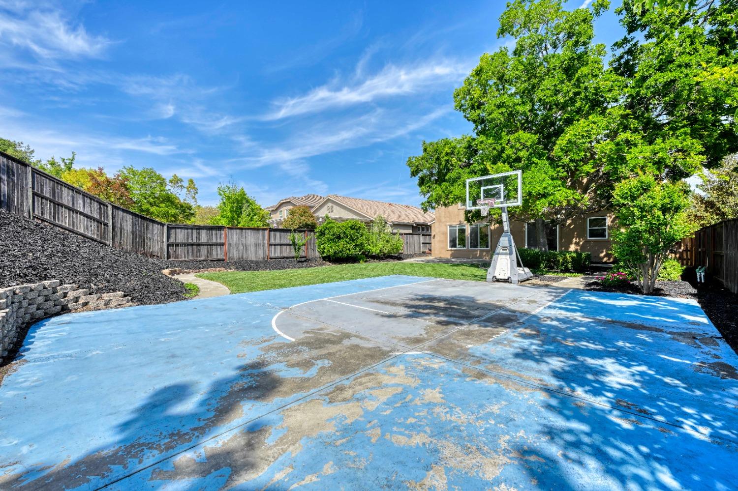 1510 Thurman Way