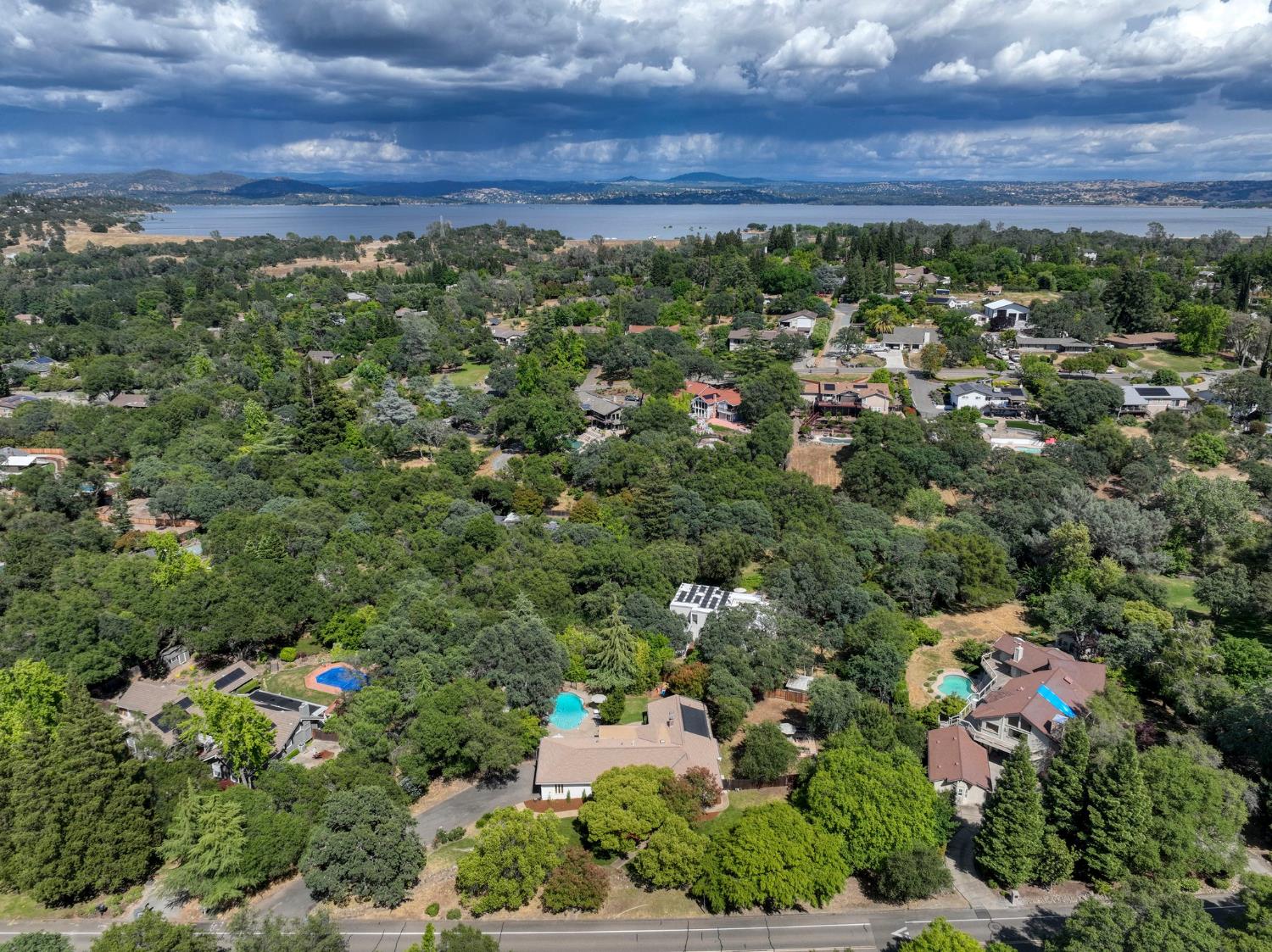 9230 Oak Leaf Way