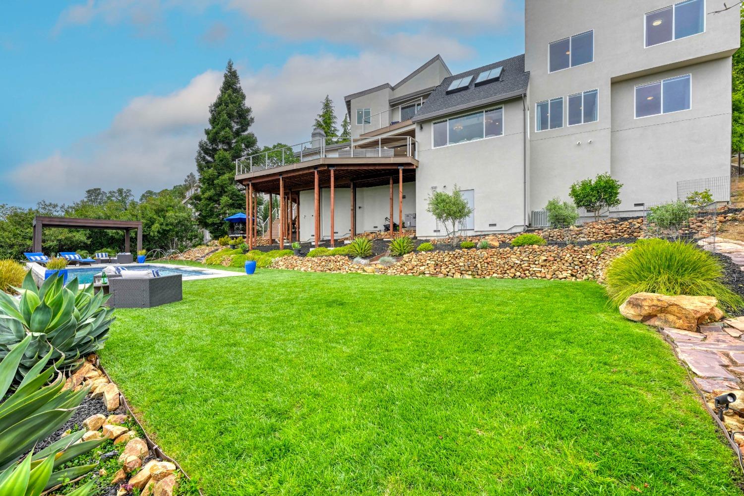 614 Powers Drive