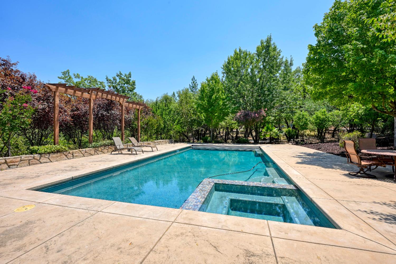 4324 Carlson Court