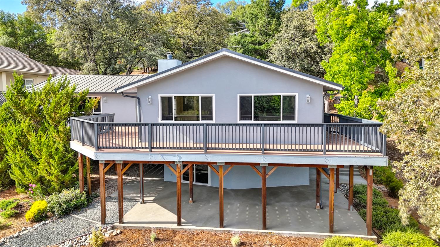 11667 Torrey Pines Drive