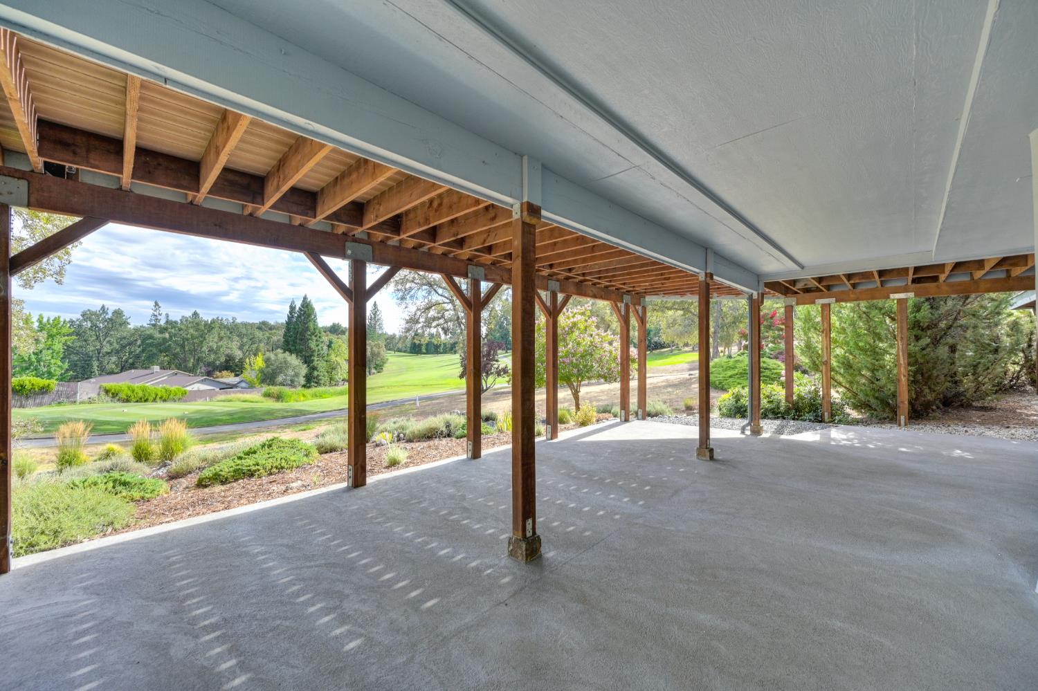 11667 Torrey Pines Drive