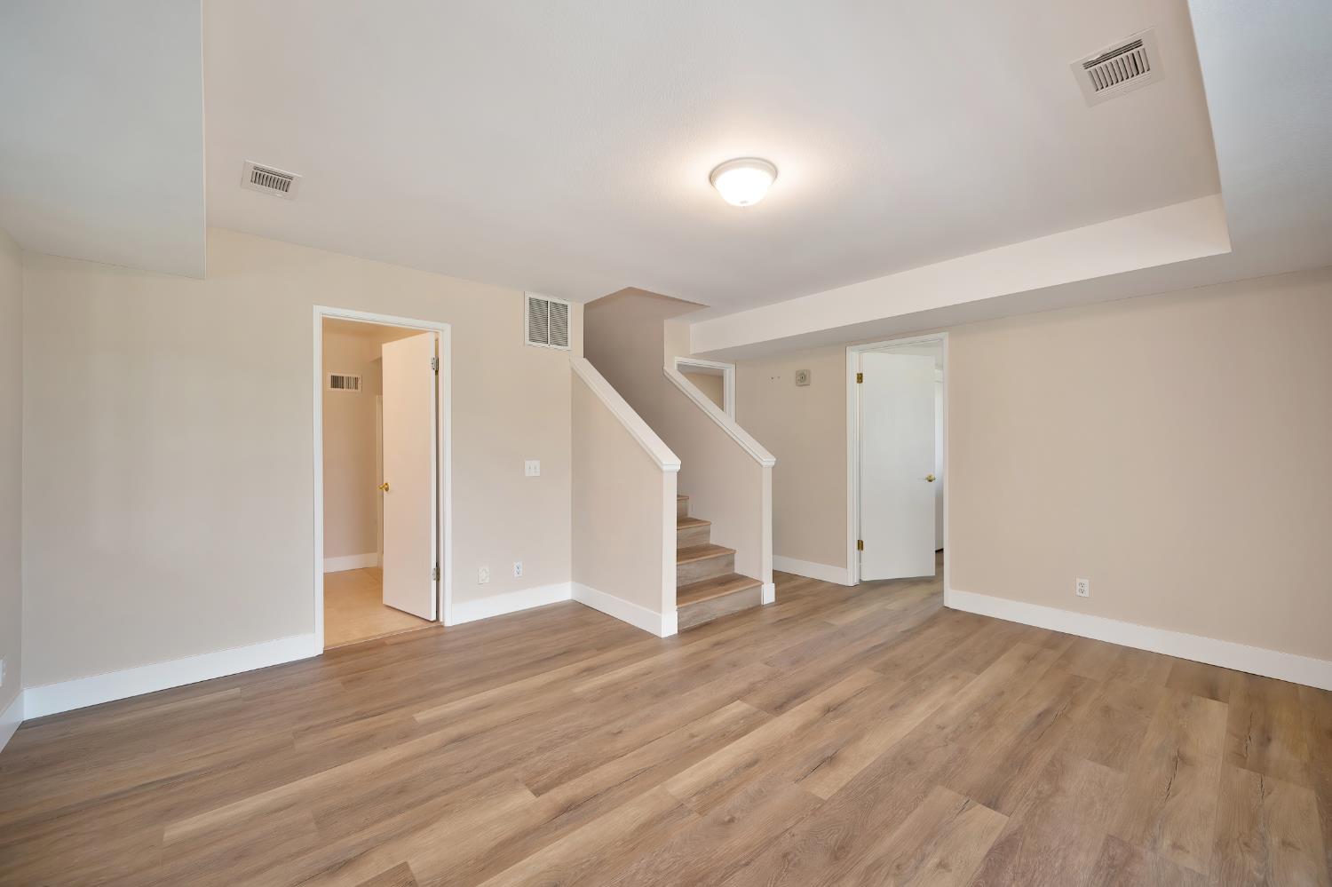 11667 Torrey Pines Drive