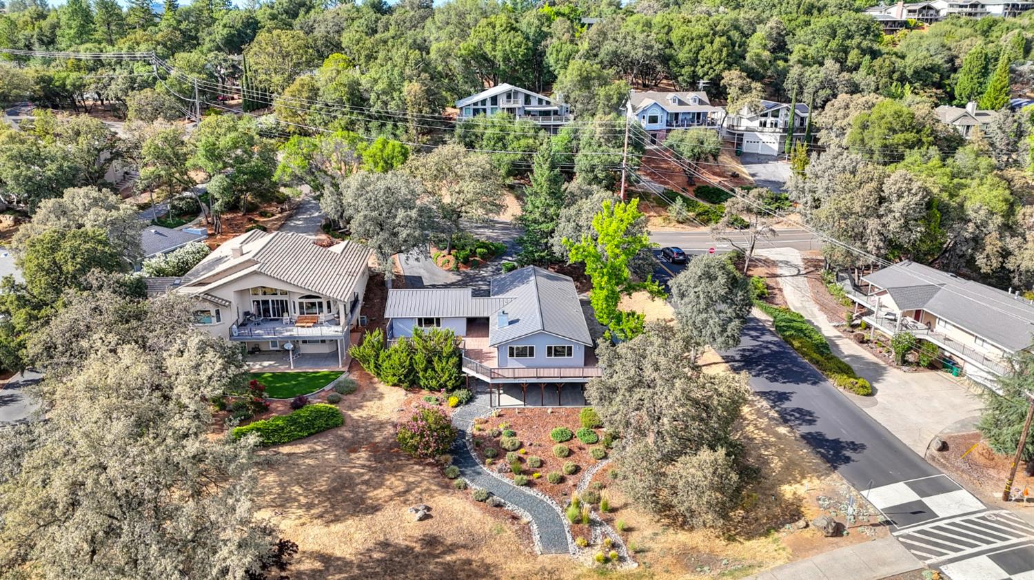 11667 Torrey Pines Drive