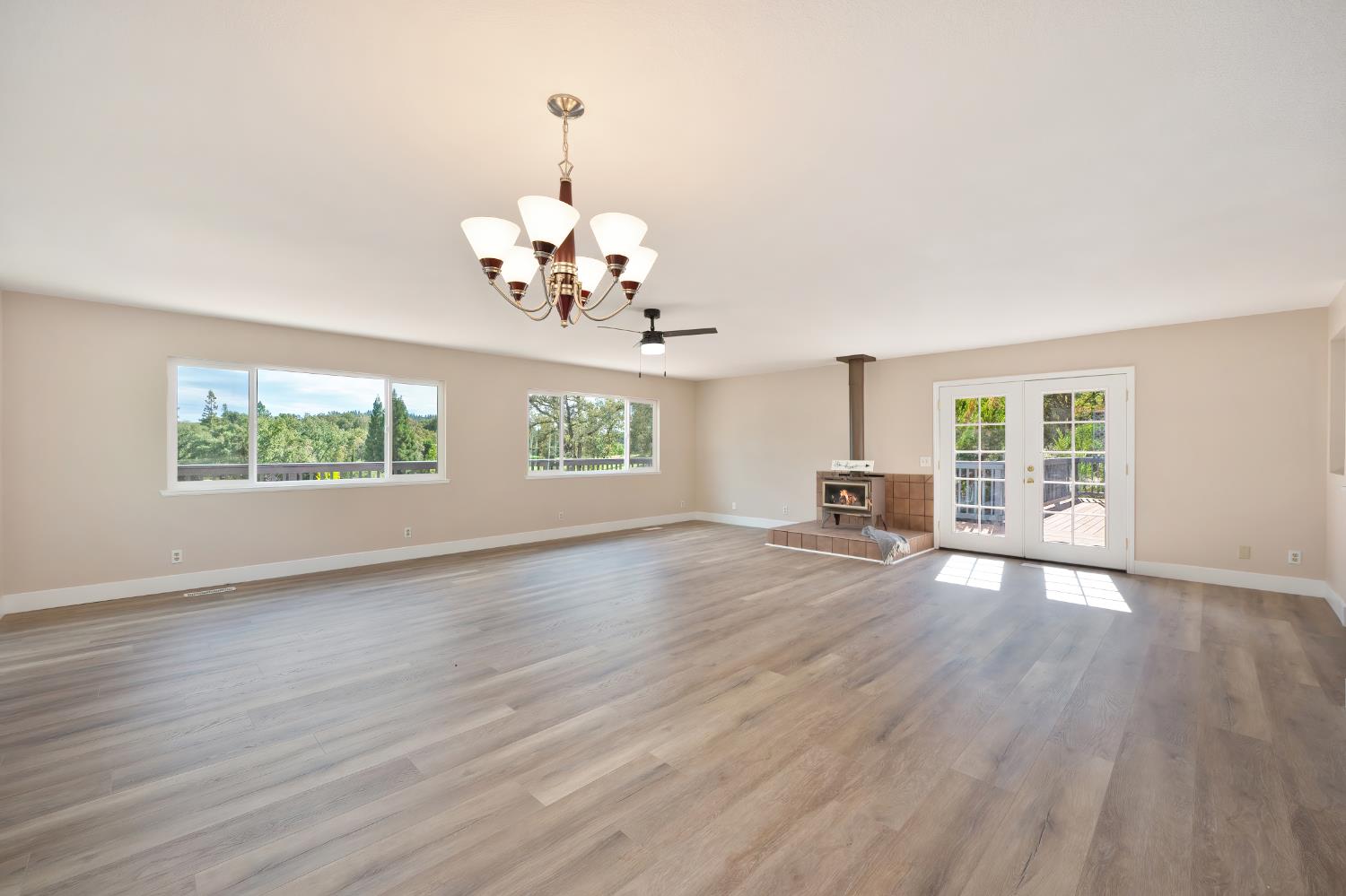 11667 Torrey Pines Drive