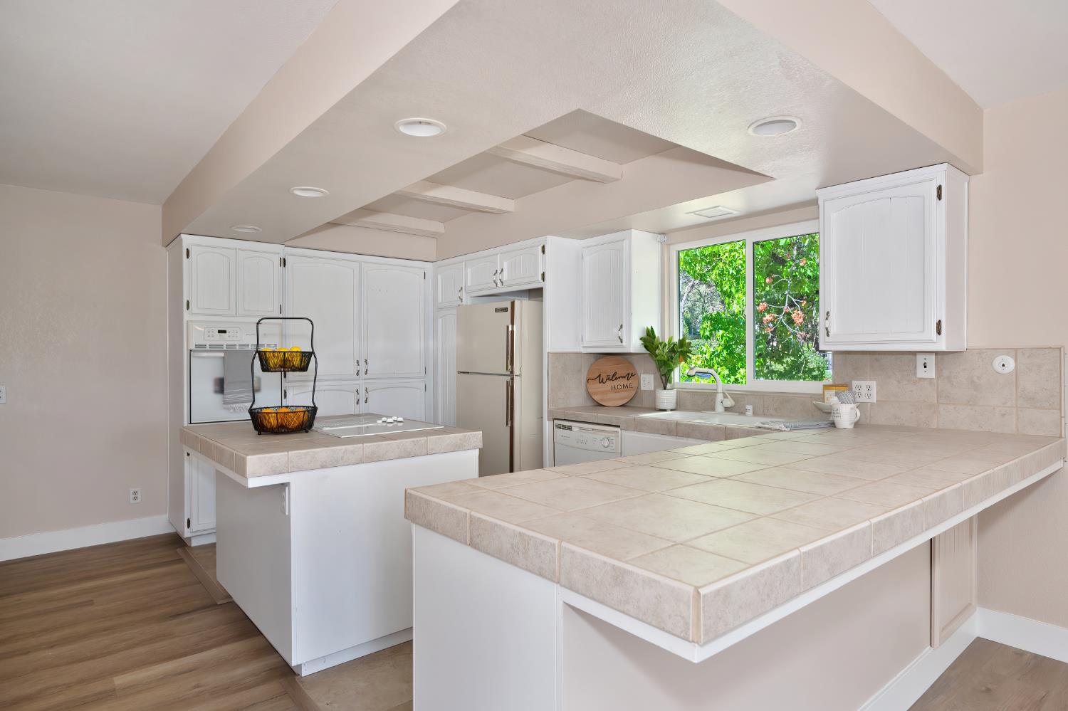 11667 Torrey Pines Drive