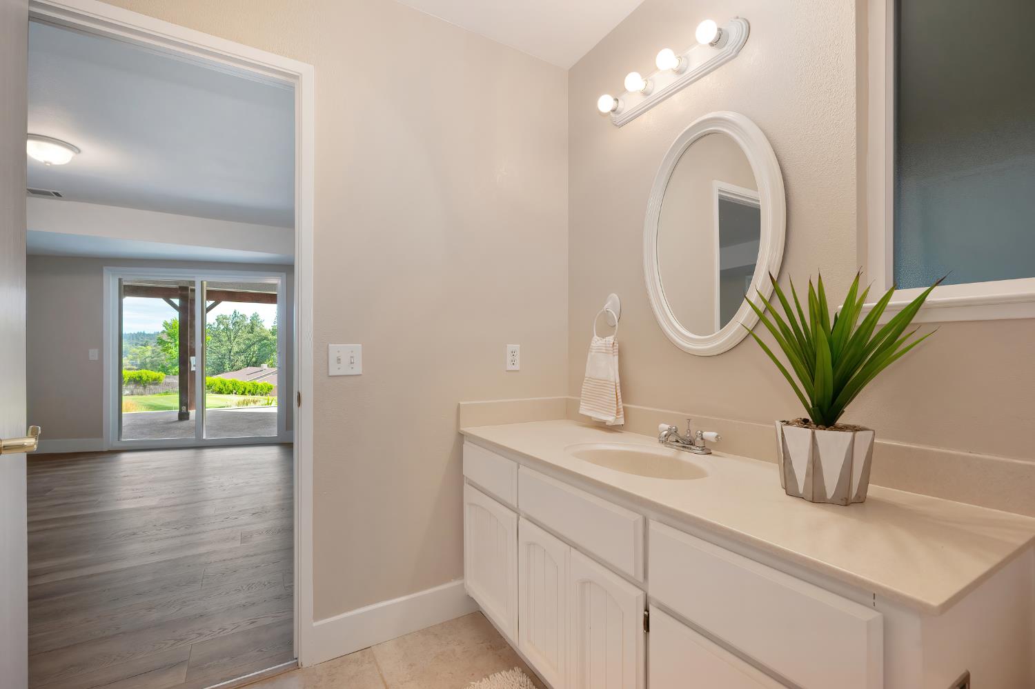 11667 Torrey Pines Drive