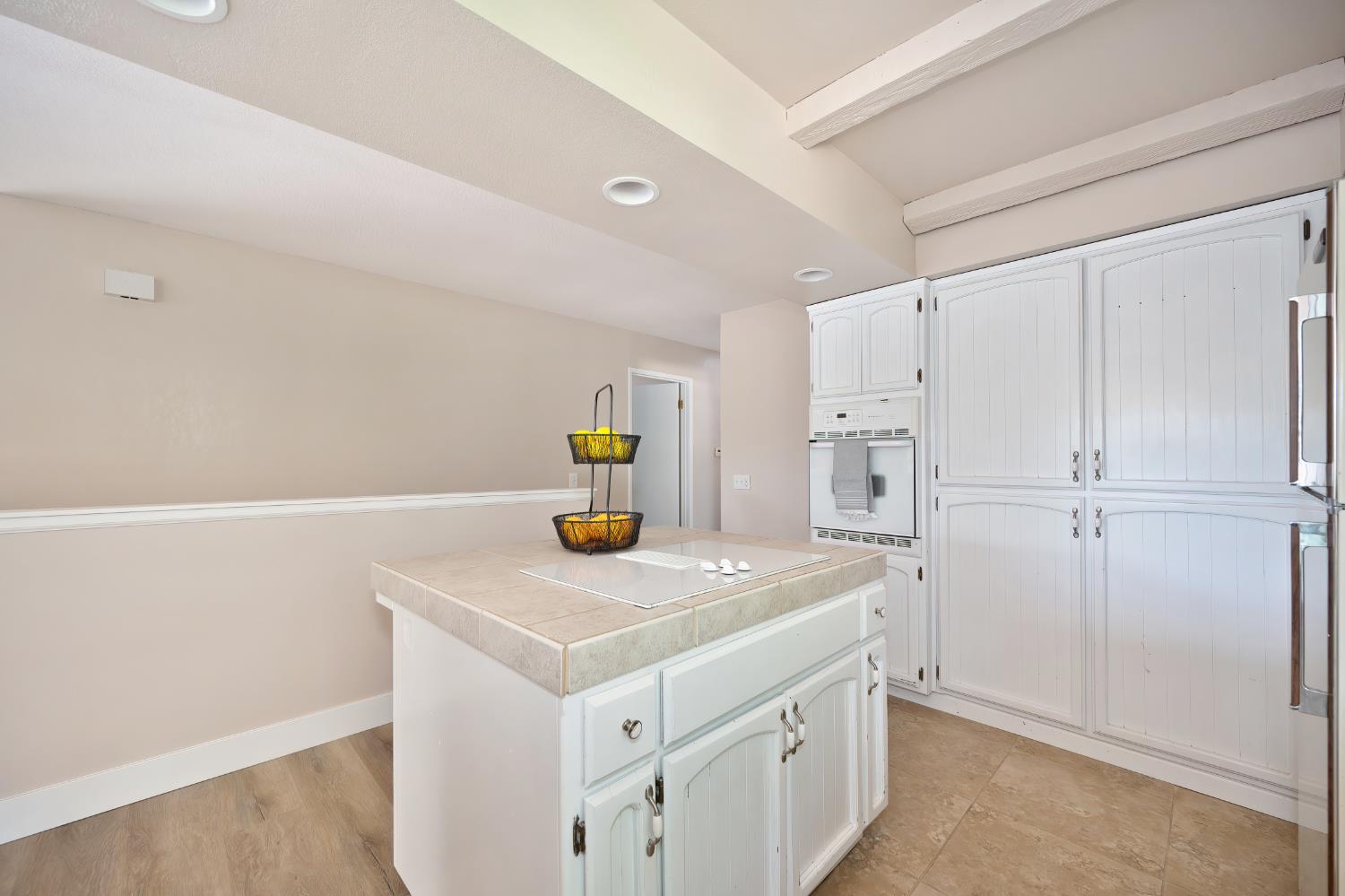 11667 Torrey Pines Drive