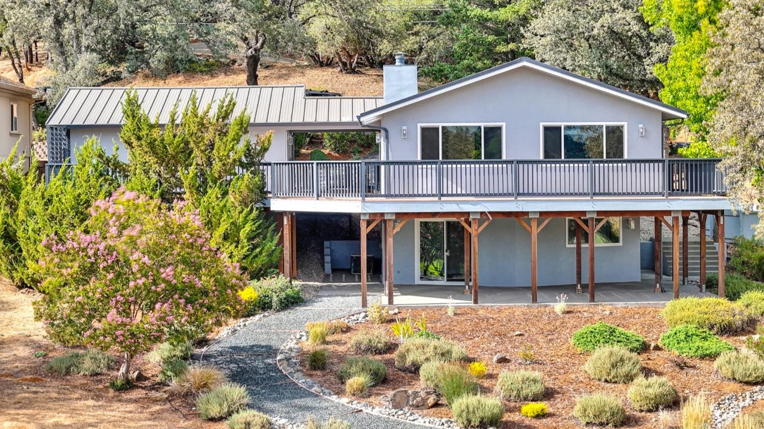 11667 Torrey Pines Drive