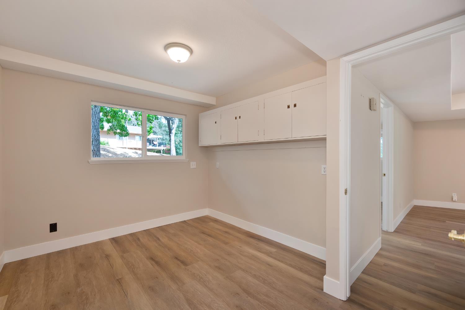 11667 Torrey Pines Drive