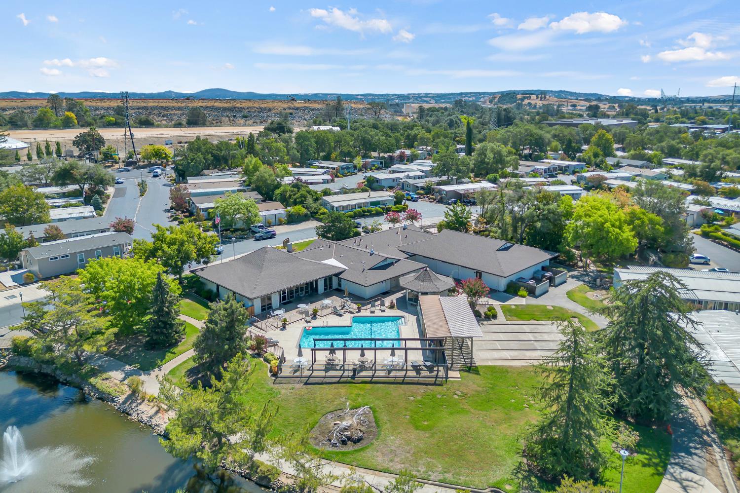 190 shadowbrook dr