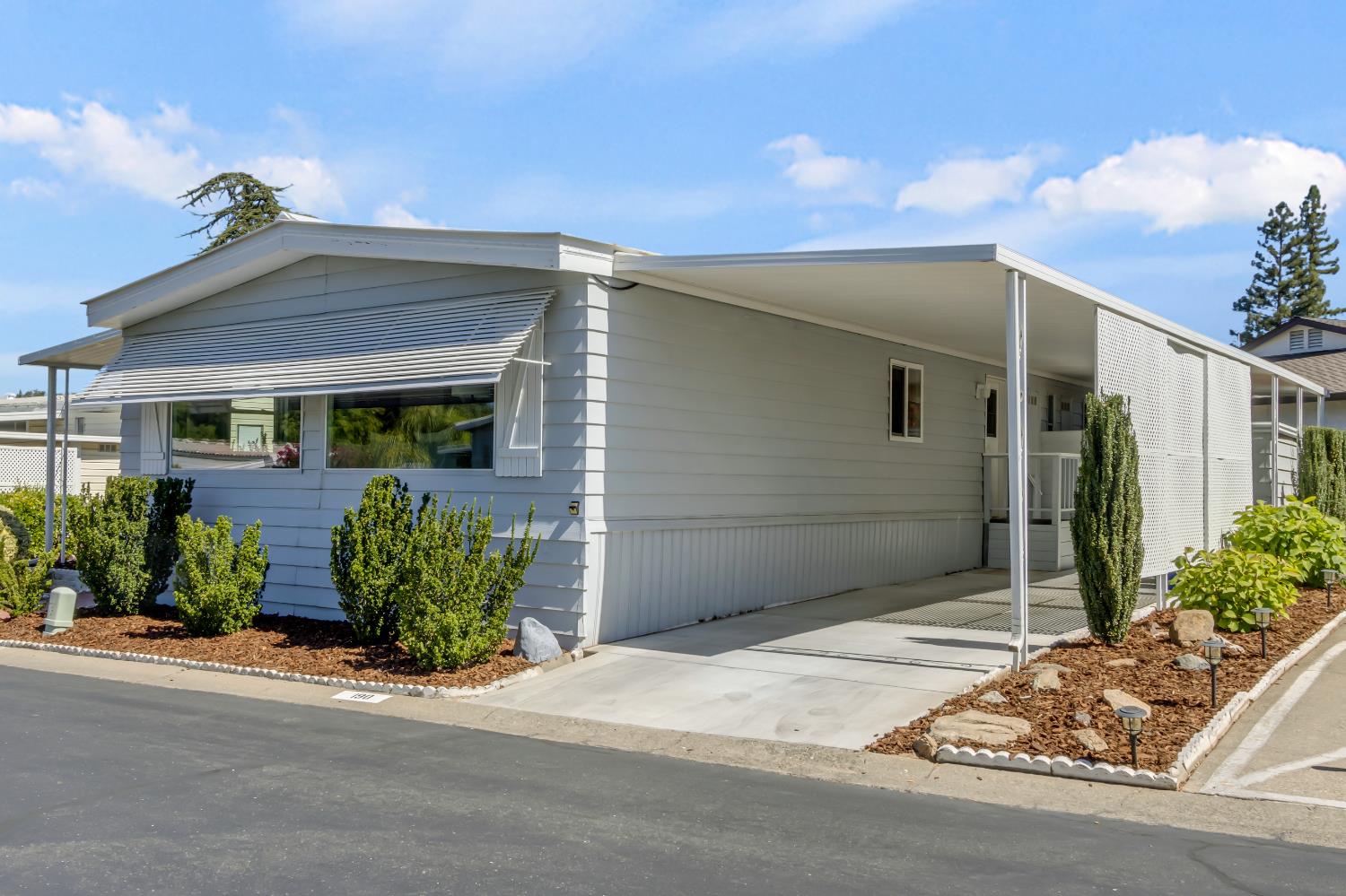 190 shadowbrook dr