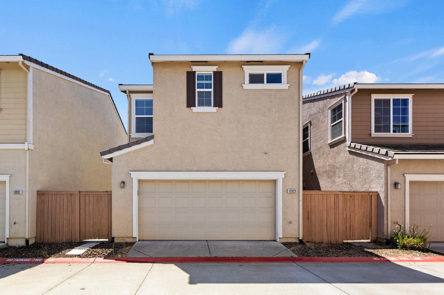 10929 Oakham Drive