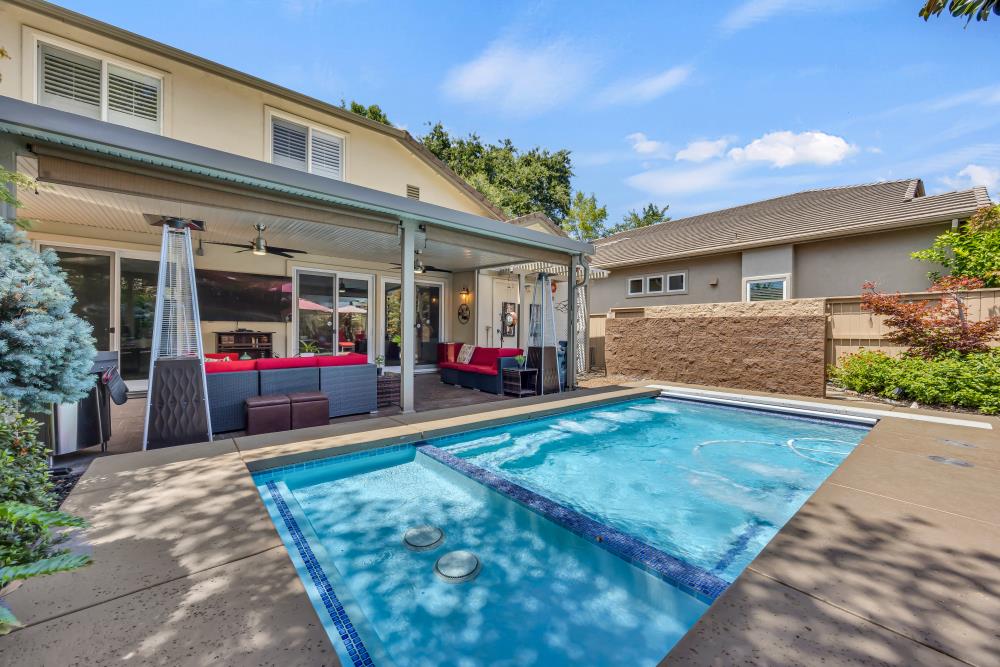 1176 Cobble Fields Court