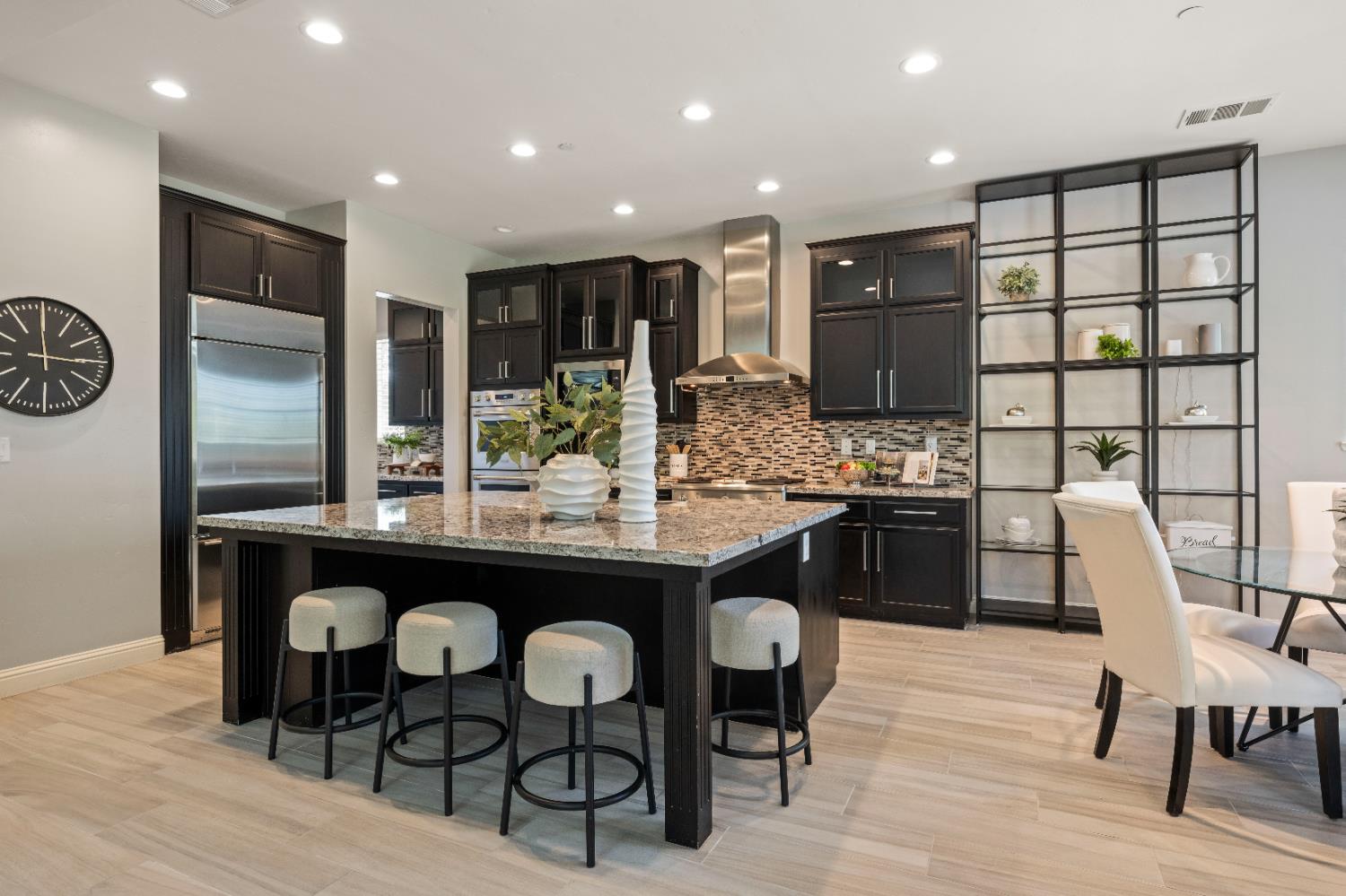 5145 Pastor Drive