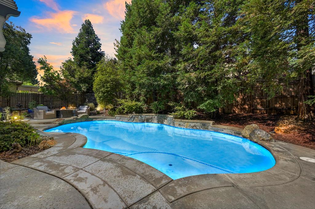 1038 Pintail Circle