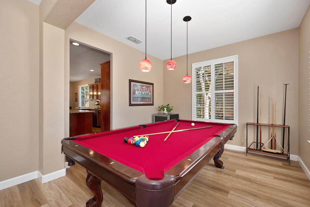 1038 Pintail Circle
