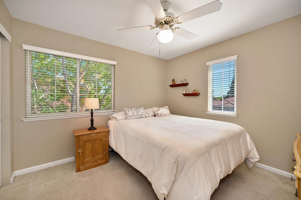 1038 Pintail Circle