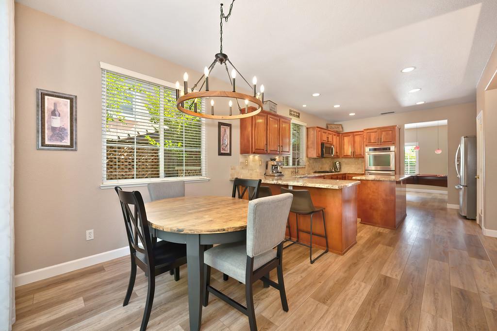1038 Pintail Circle
