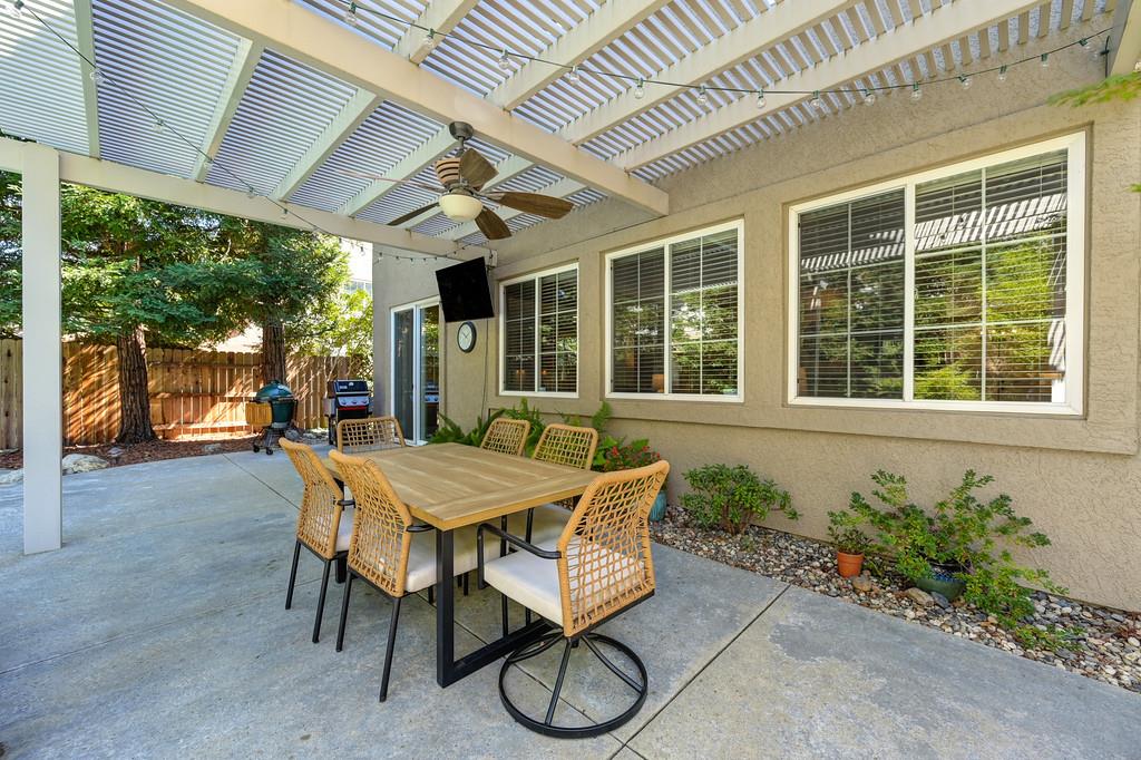 1038 Pintail Circle