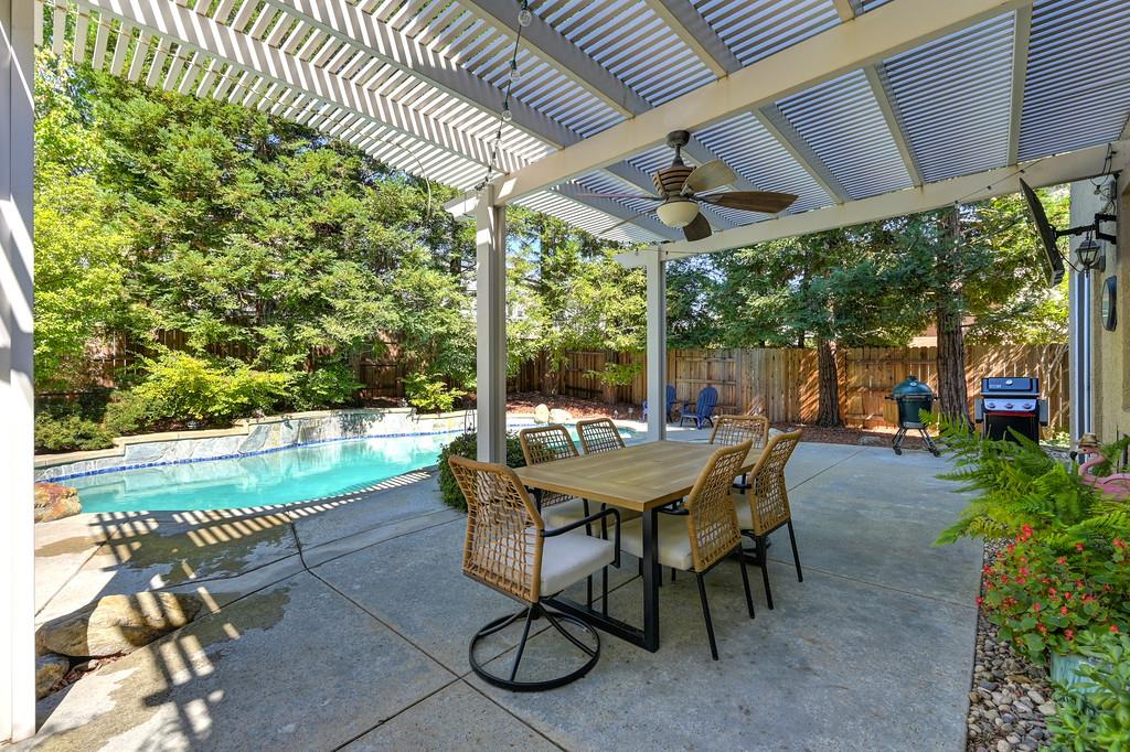 1038 Pintail Circle
