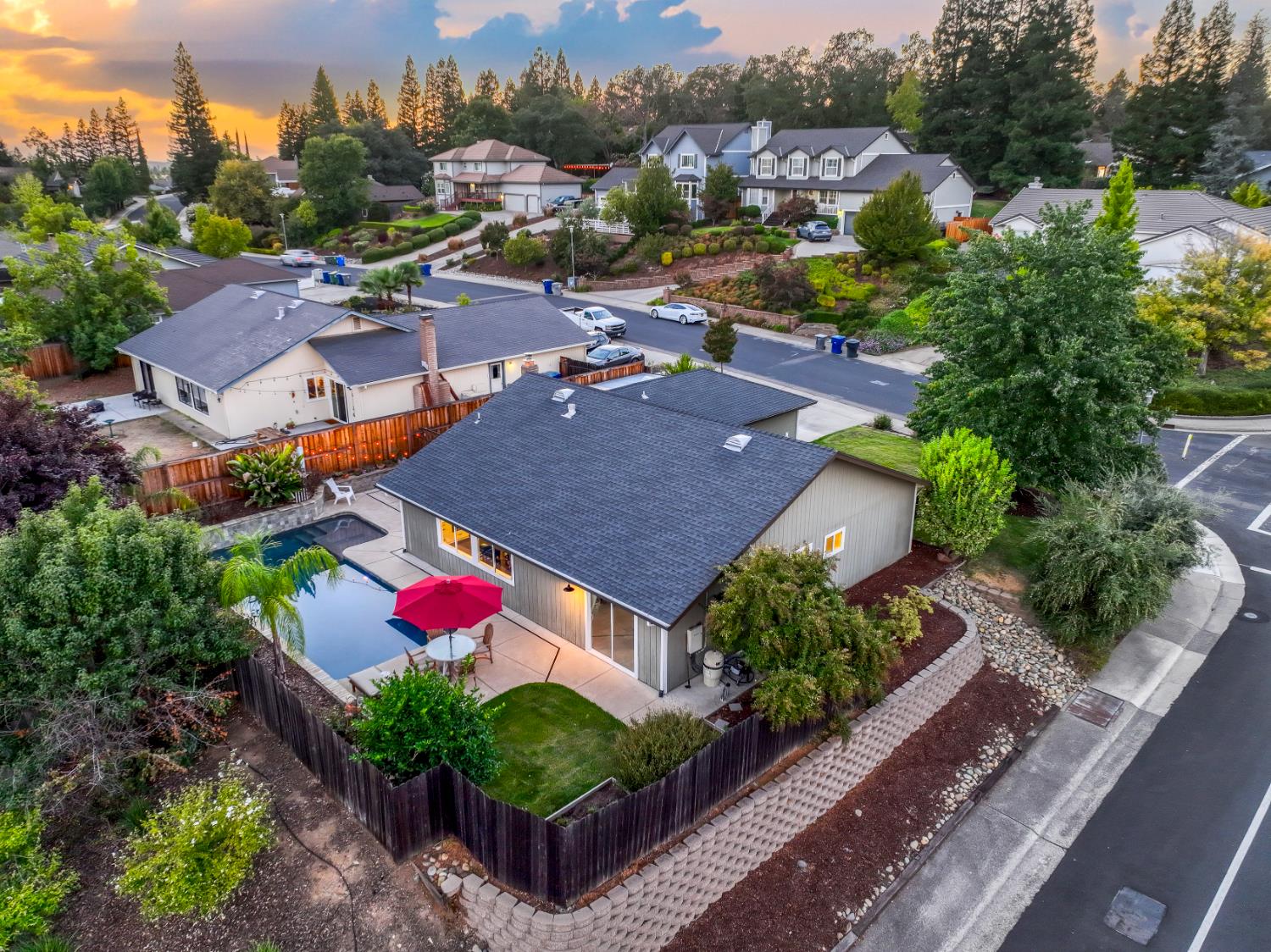 421 Willow Creek Drive