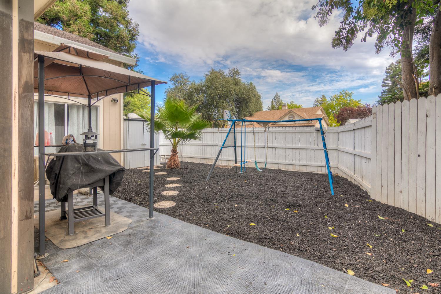 3312 Groveland Way