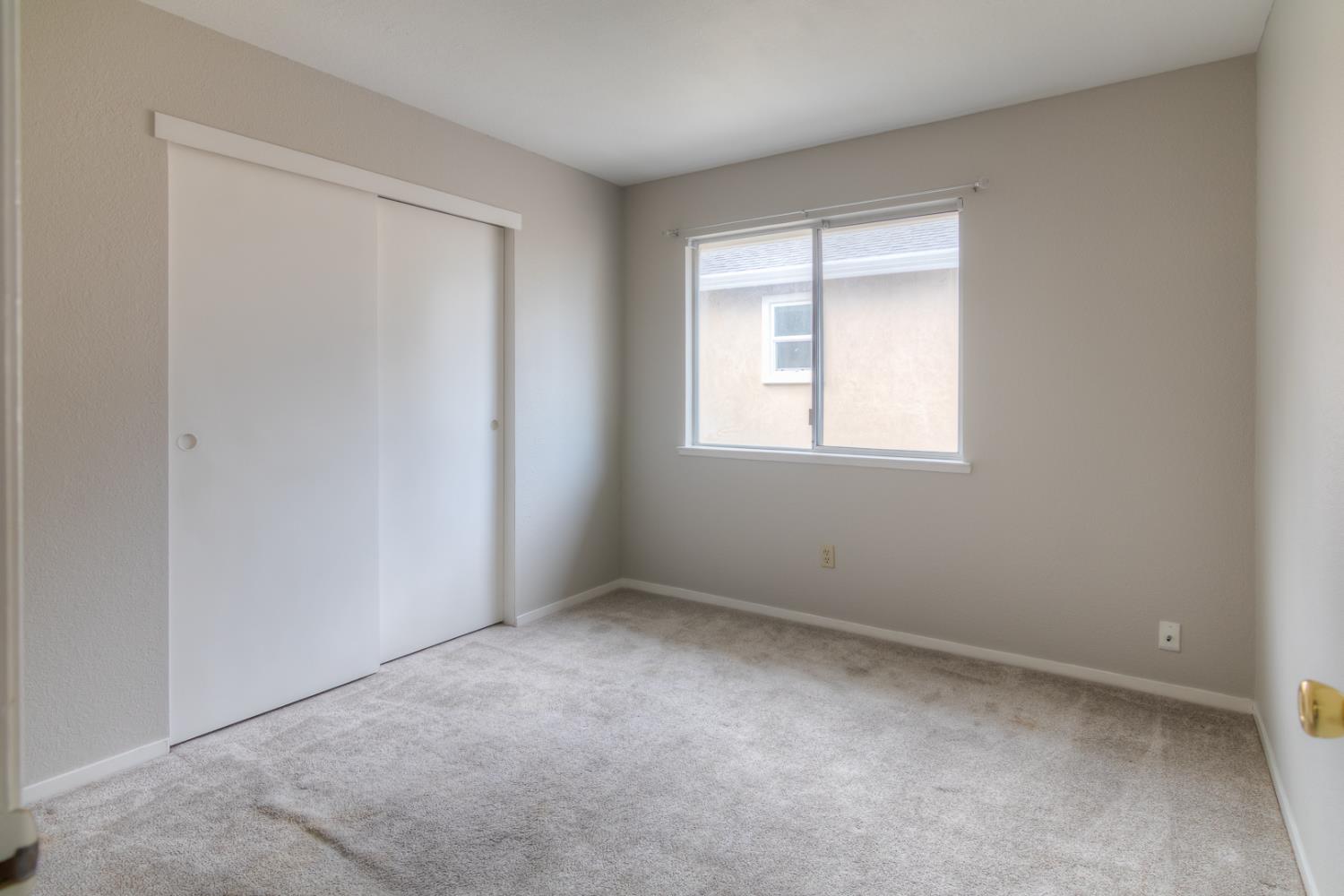 3312 Groveland Way