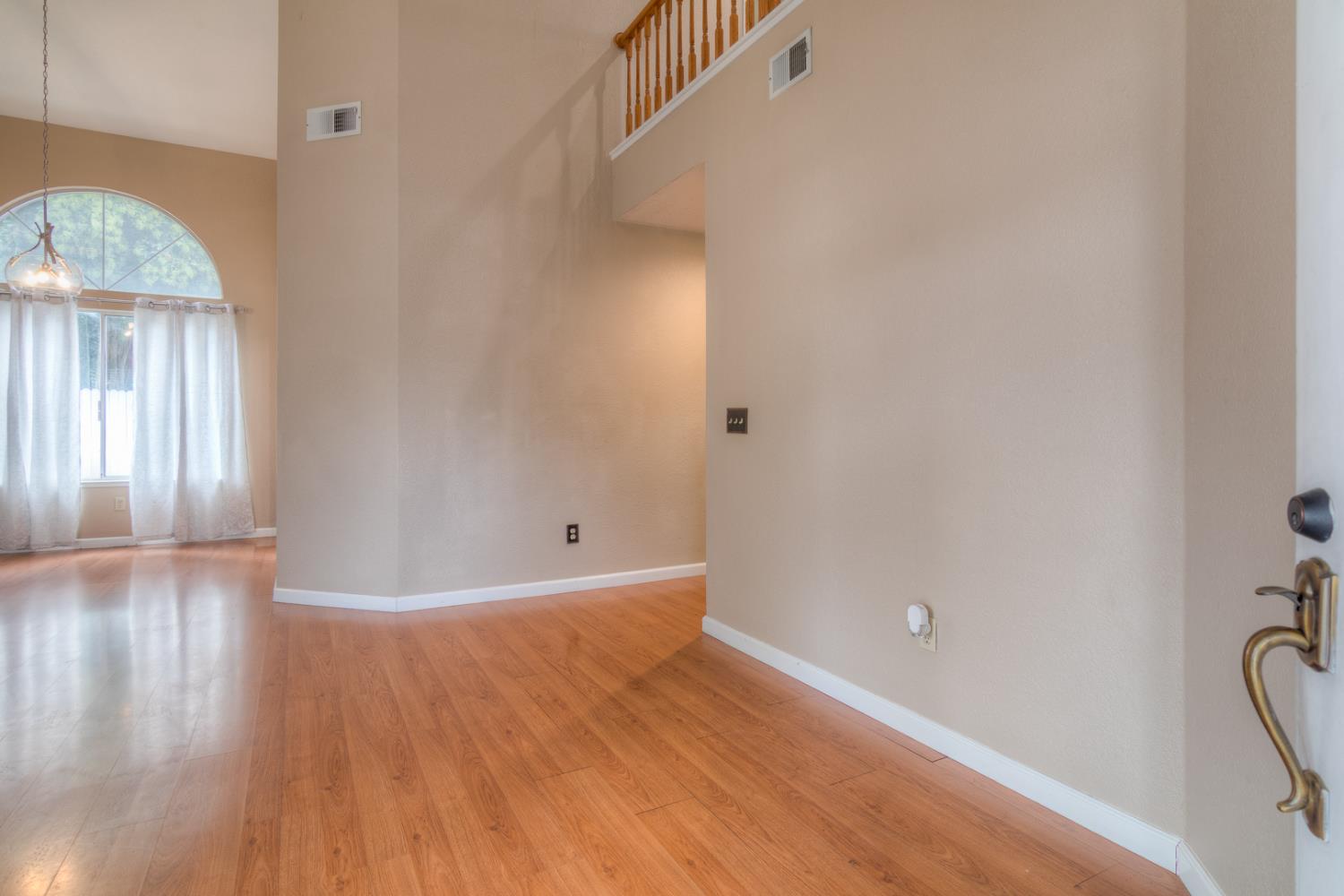 3312 Groveland Way