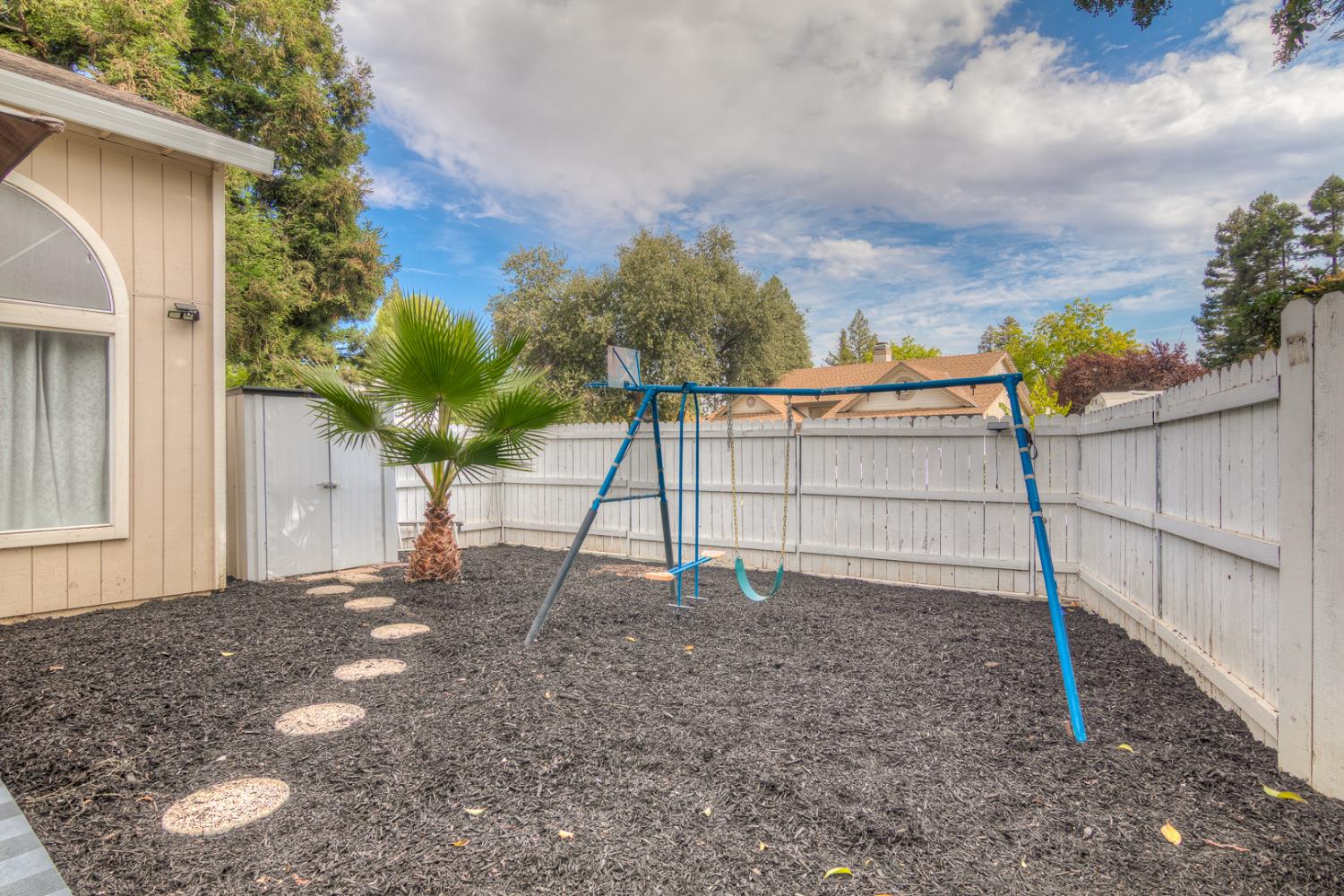 3312 Groveland Way