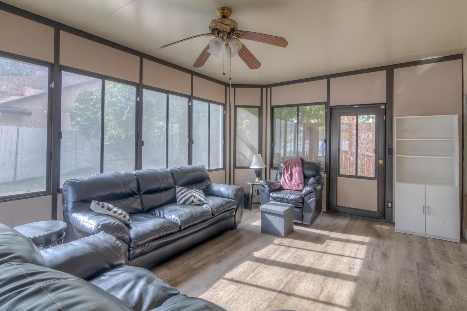 3312 Groveland Way