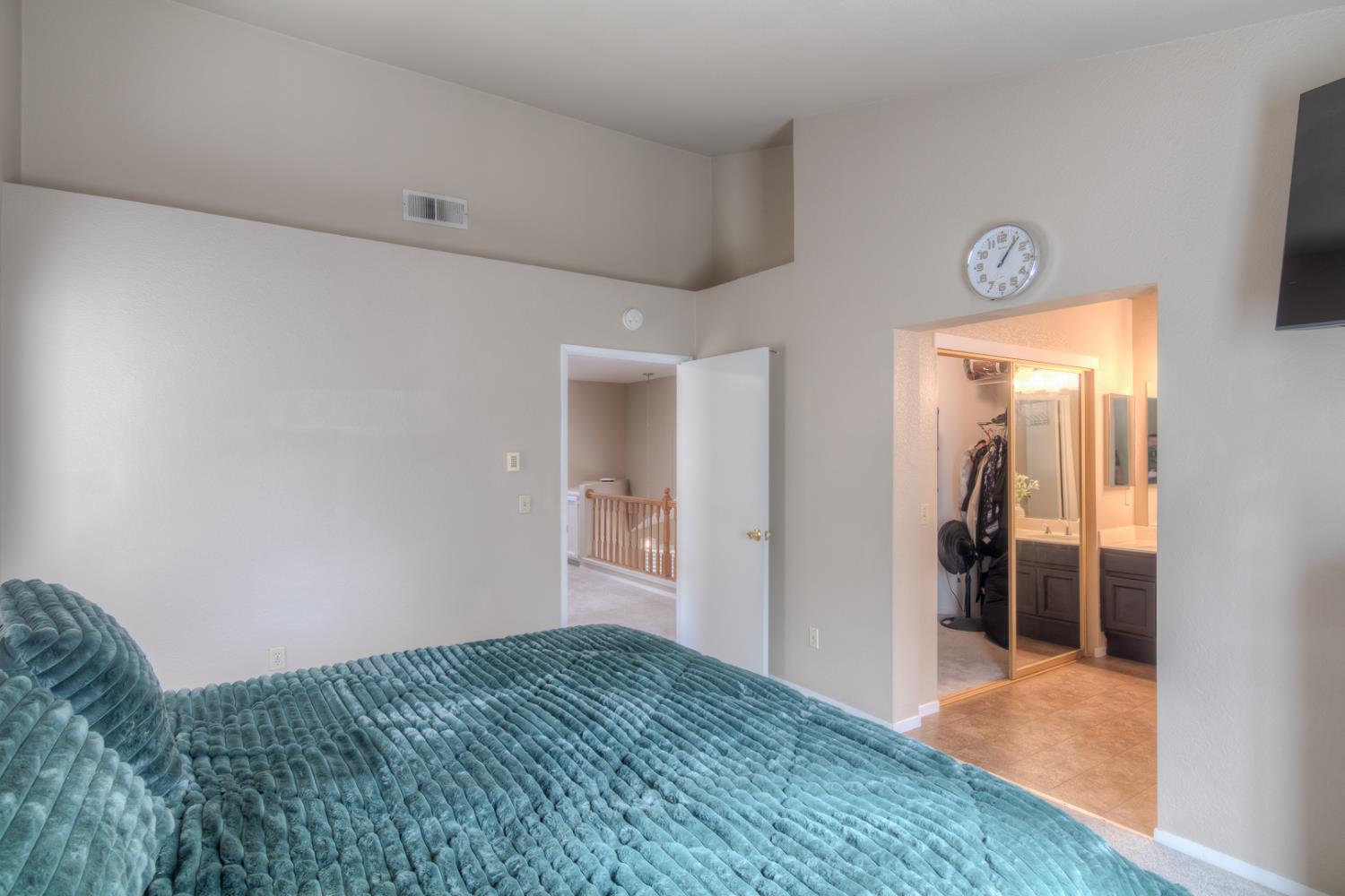 3312 Groveland Way
