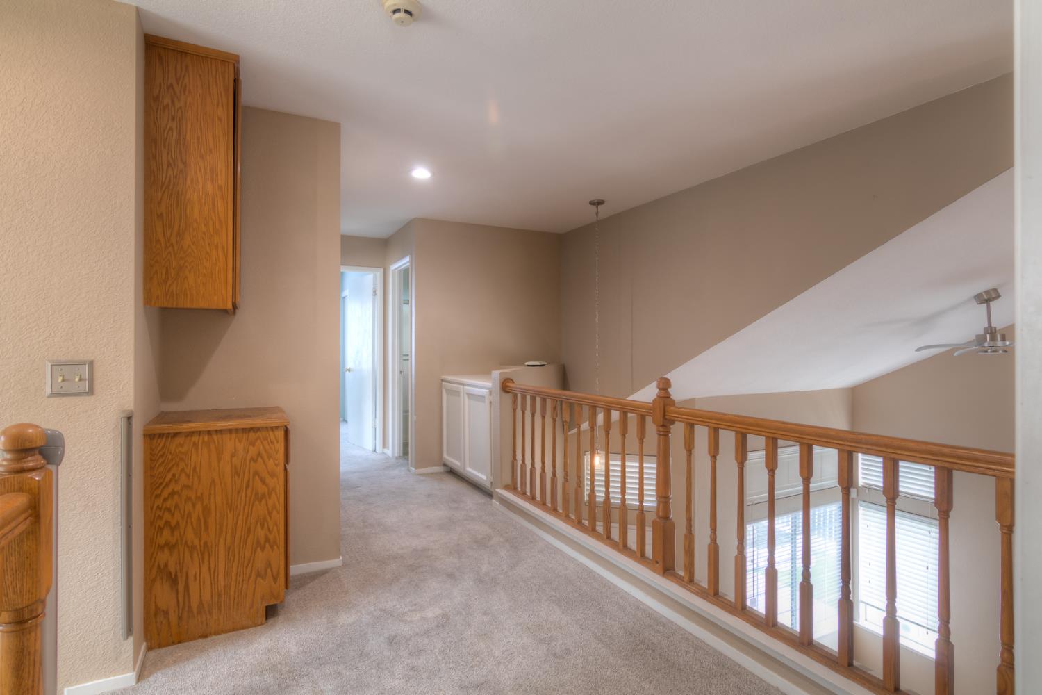 3312 Groveland Way