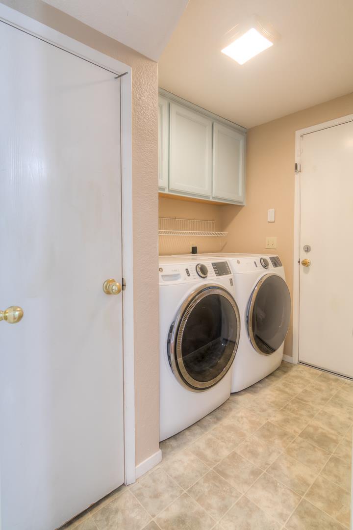 3312 Groveland Way