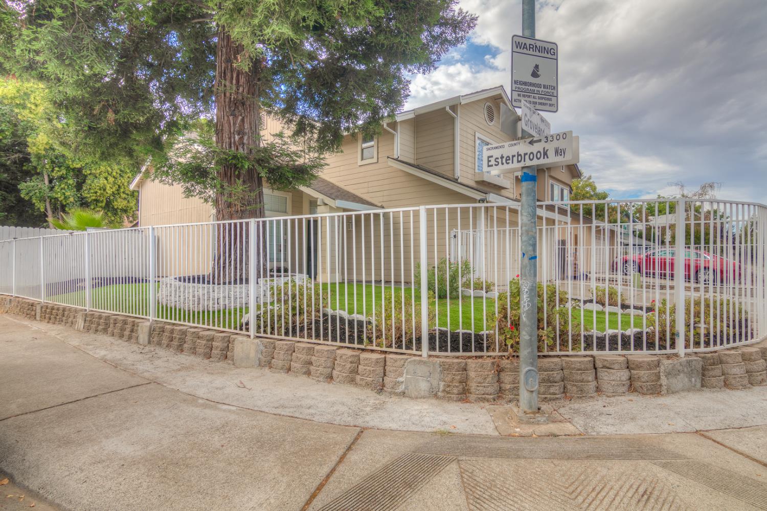 3312 Groveland Way