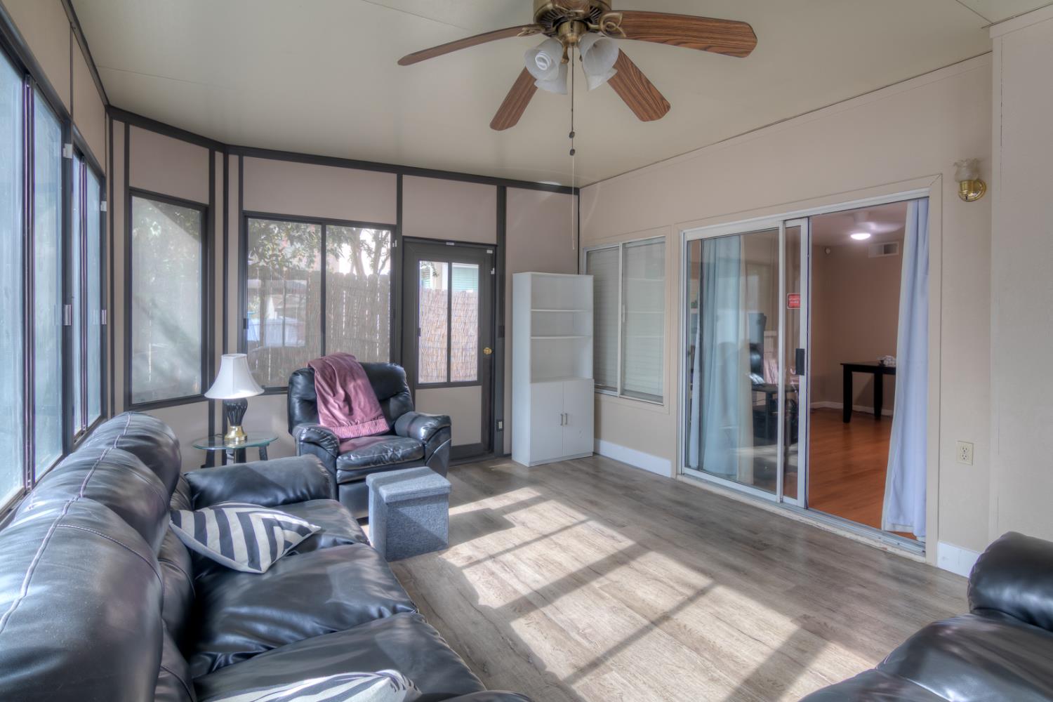3312 Groveland Way