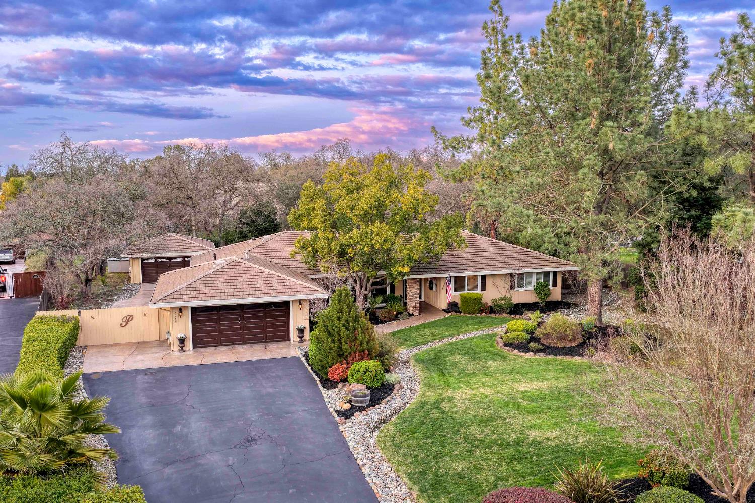 6245 Macduff Drive