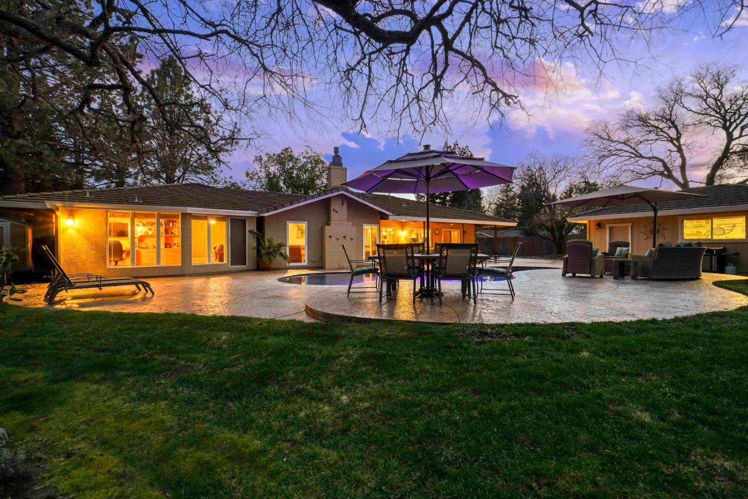 6245 Macduff Drive