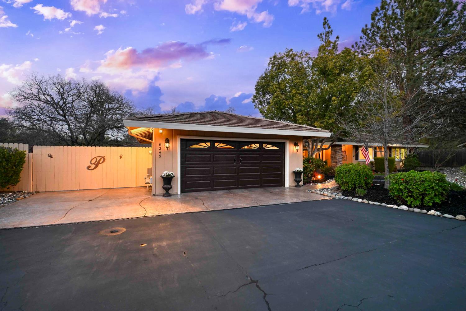6245 Macduff Drive