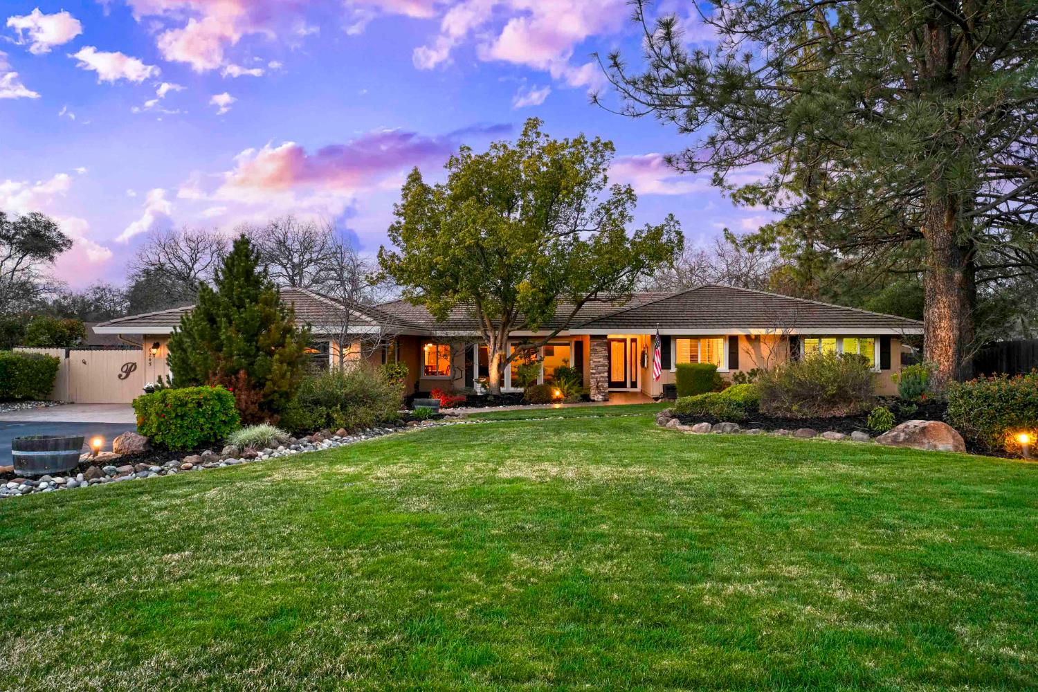 6245 Macduff Drive