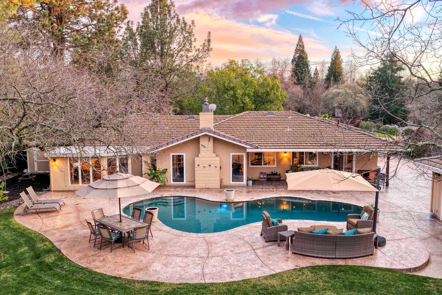 6245 Macduff Drive